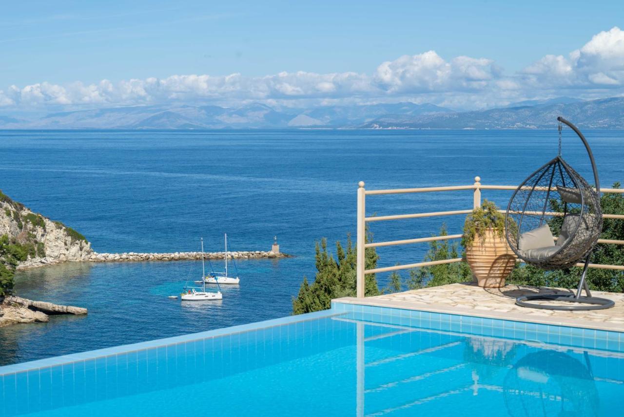 Pangolas Apartments Paxos Longós المظهر الخارجي الصورة