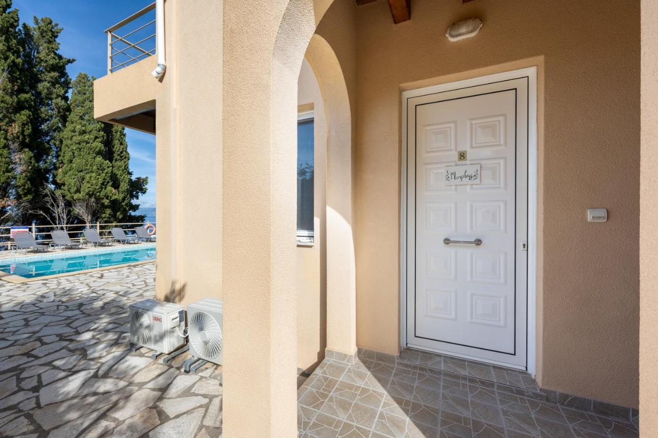 Pangolas Apartments Paxos Longós المظهر الخارجي الصورة
