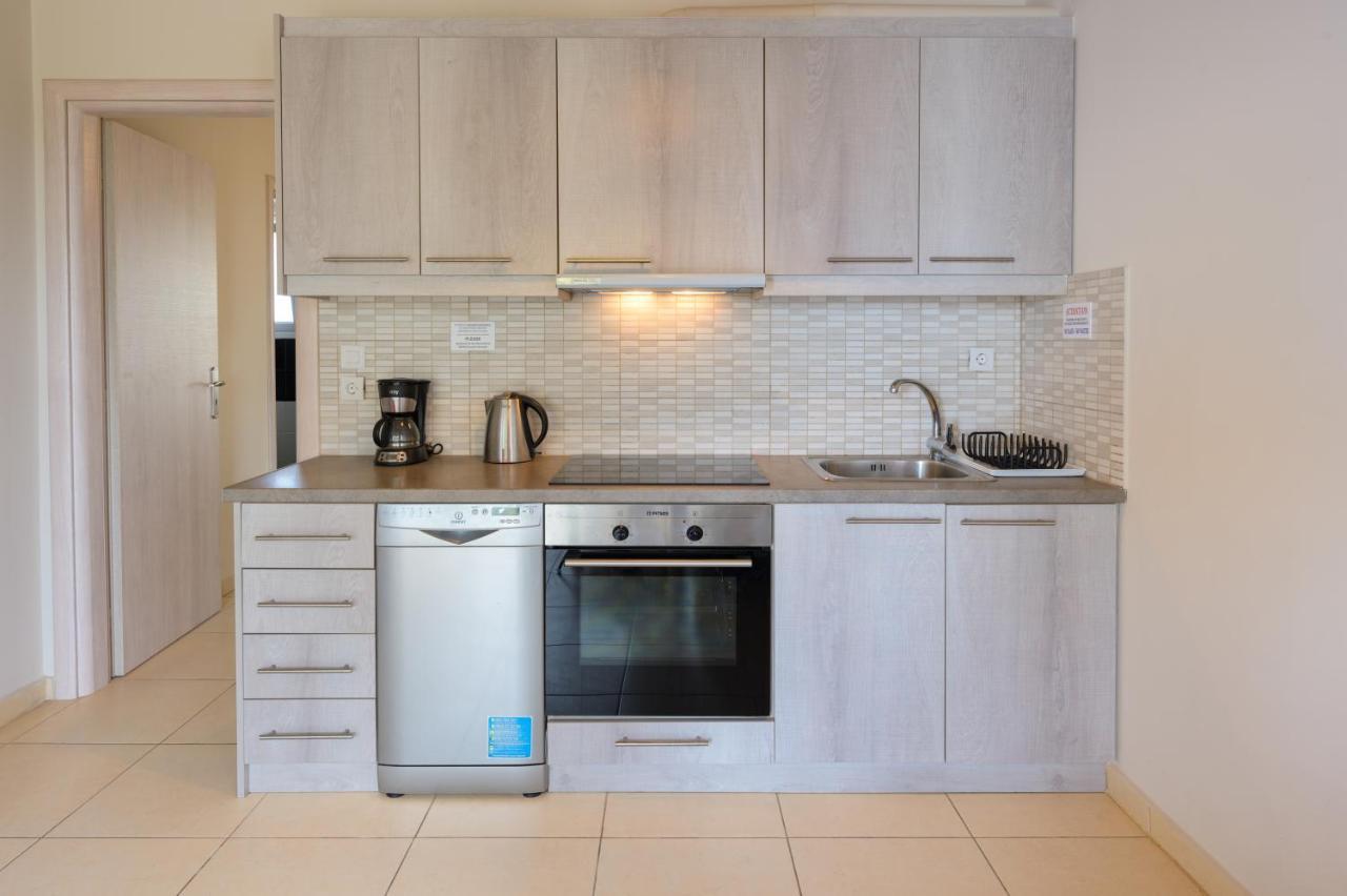 Pangolas Apartments Paxos Longós المظهر الخارجي الصورة