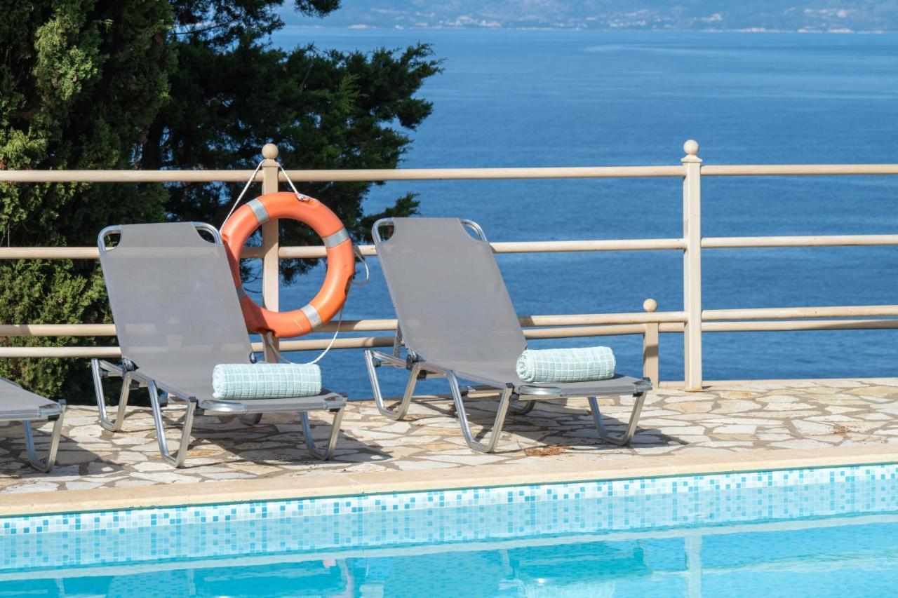 Pangolas Apartments Paxos Longós المظهر الخارجي الصورة