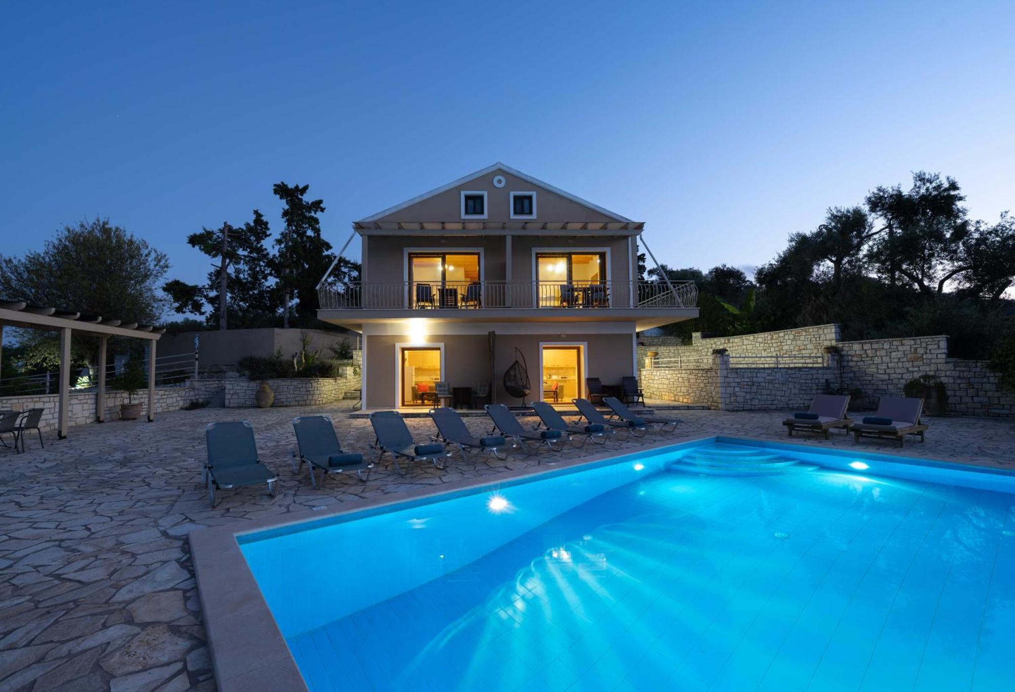 Pangolas Apartments Paxos Longós المظهر الخارجي الصورة