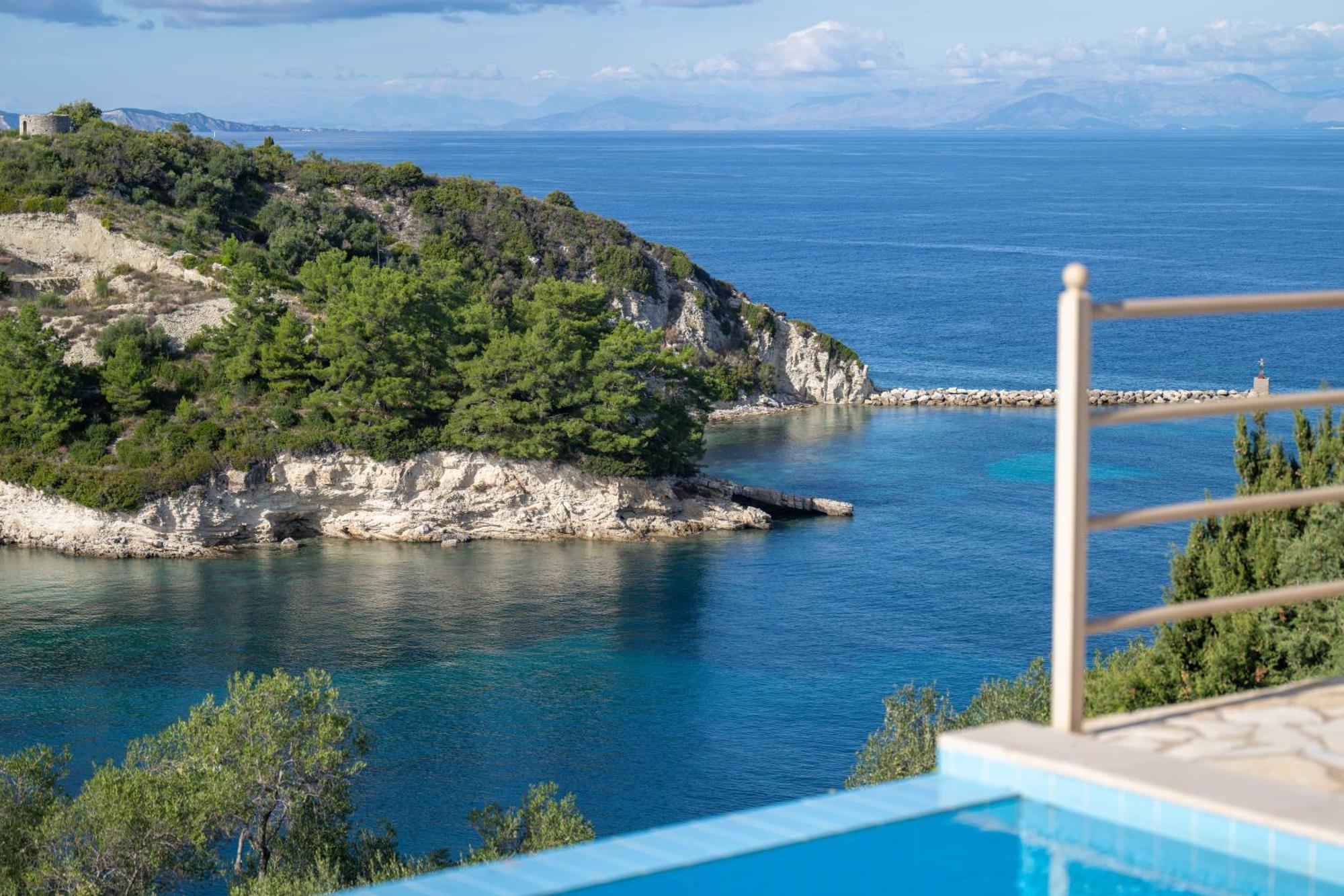 Pangolas Apartments Paxos Longós المظهر الخارجي الصورة