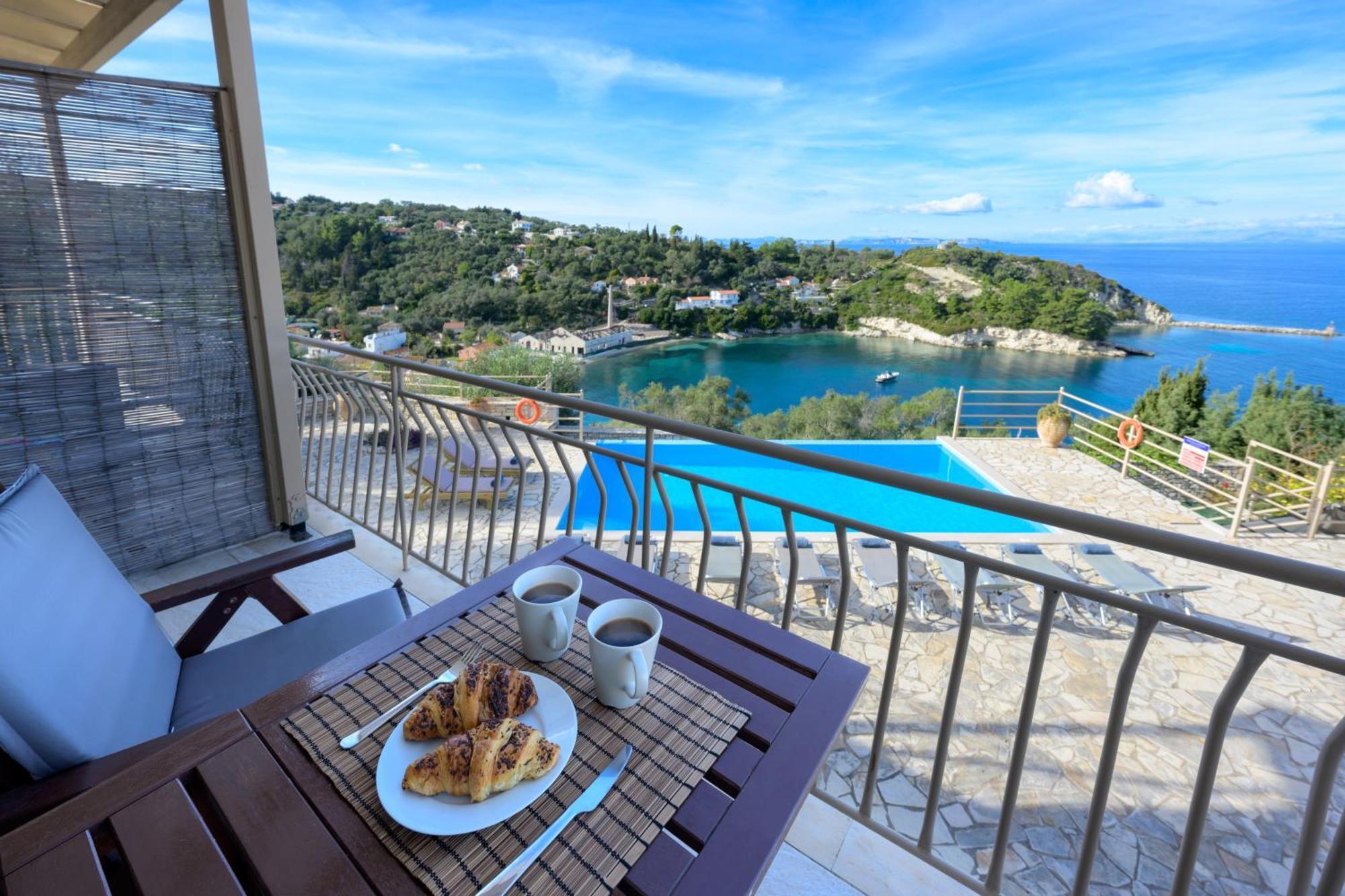 Pangolas Apartments Paxos Longós المظهر الخارجي الصورة