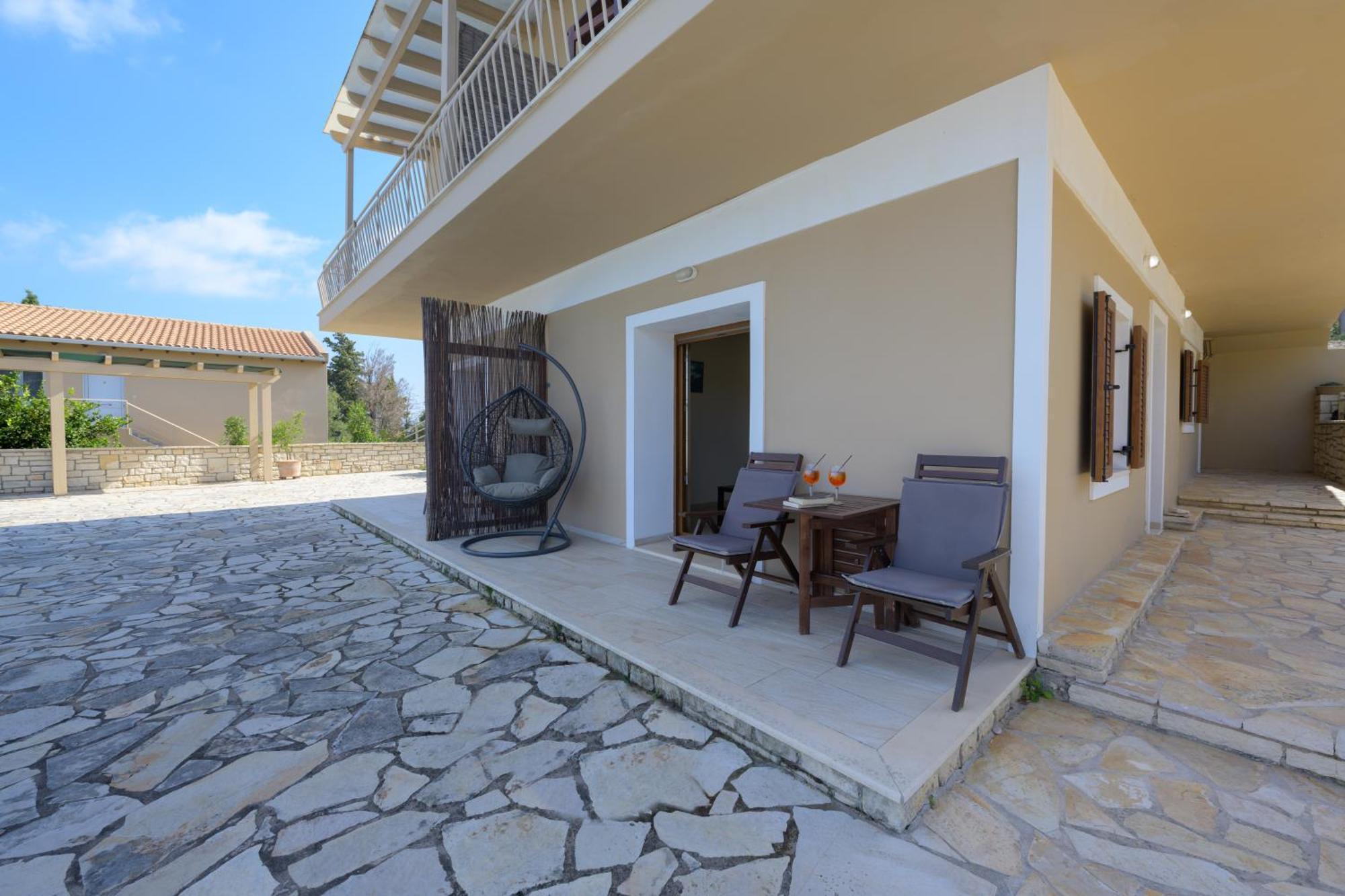 Pangolas Apartments Paxos Longós المظهر الخارجي الصورة